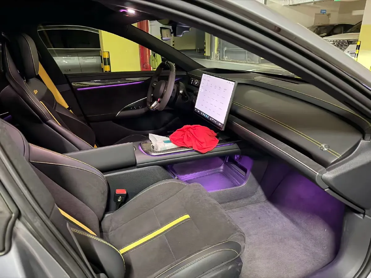 2025 MI SU7 Ultra BEV 93.7KWH,autocango,china used car exporter,china ev exporter,chinese used car exporter,chinese used ev exporter