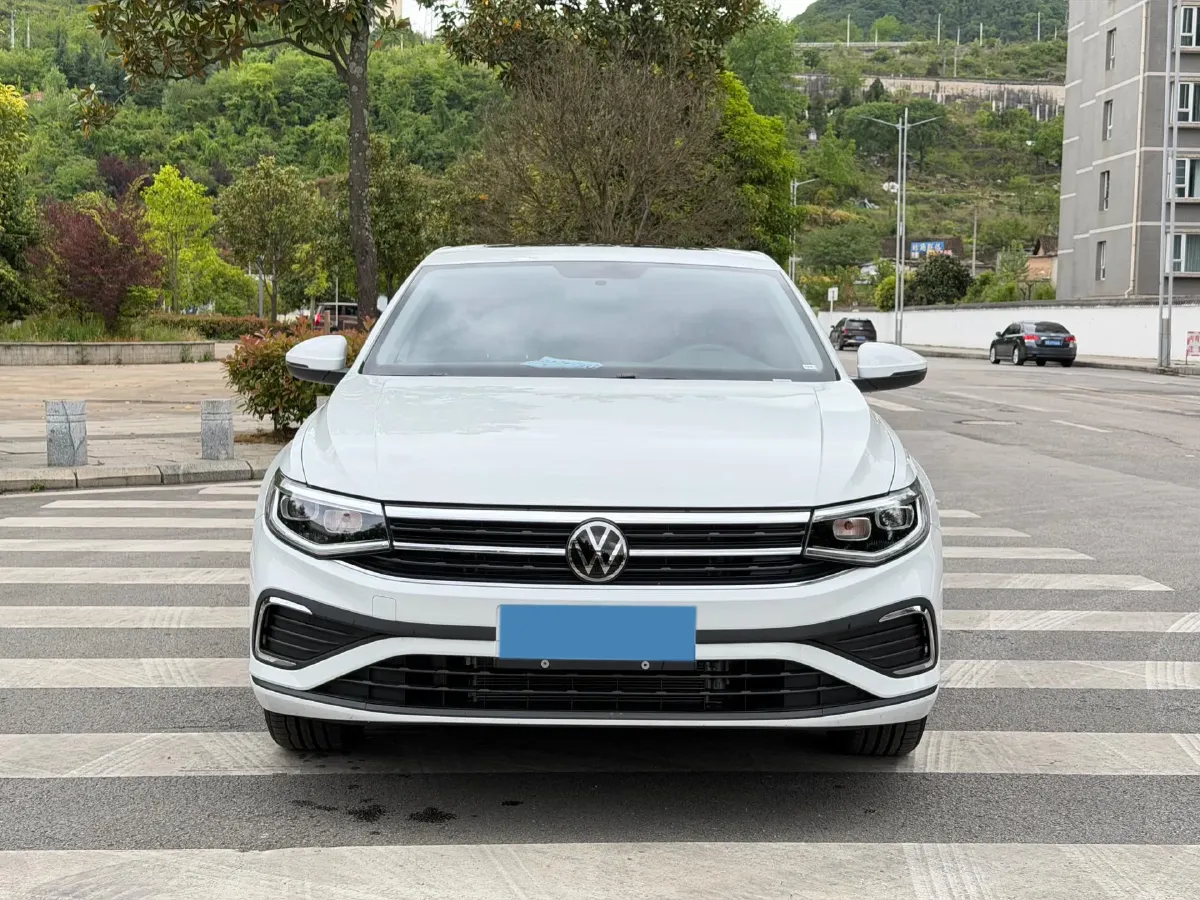 2026 Volkswagen Bora 1.2T 116HP L4 7DCT,autocango,china used car exporter,china ev exporter,chinese used car exporter,chinese used ev exporter