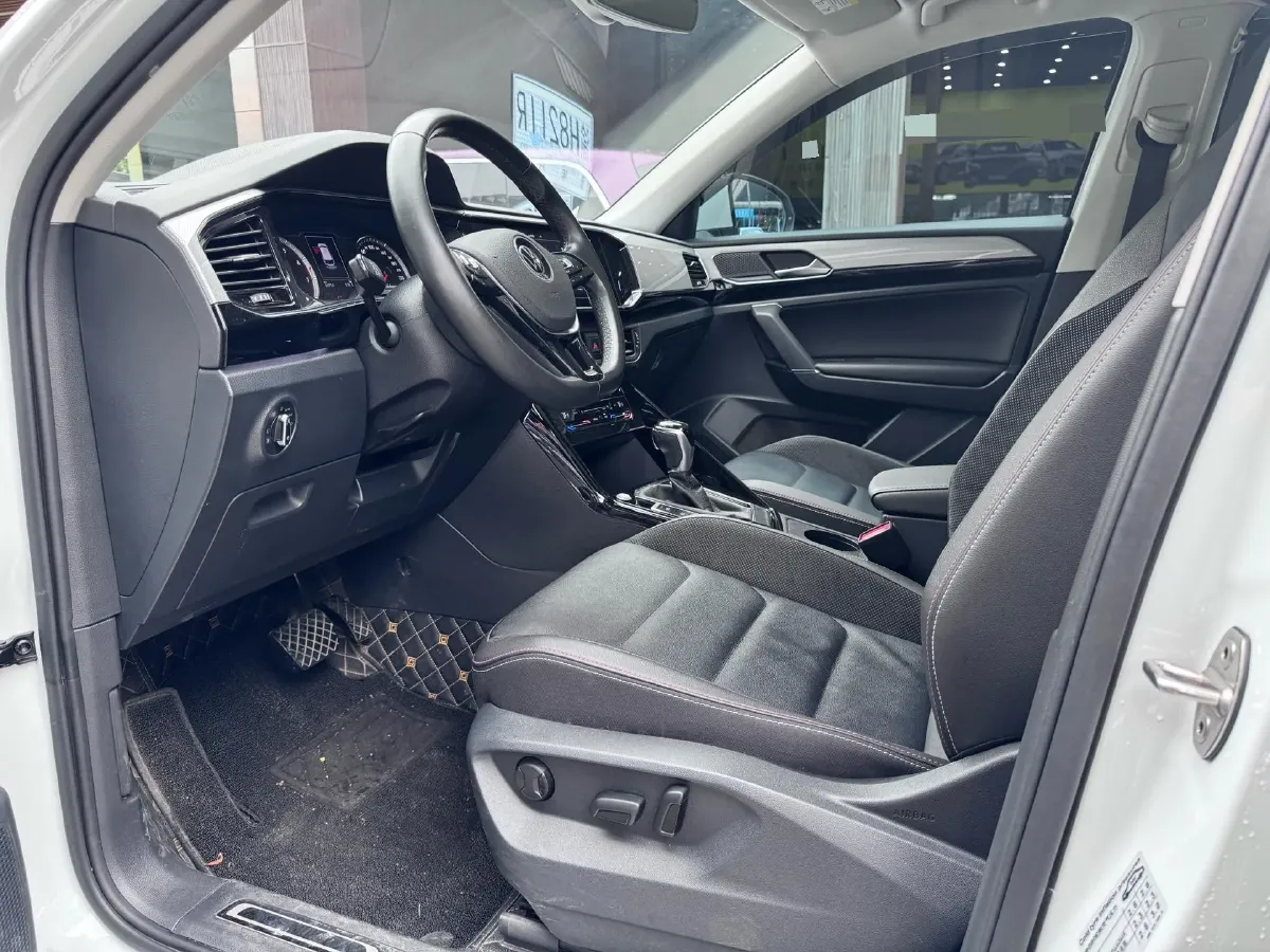 2020 Volkswagen Tayron 2.0T 186HP L4 7DCT,autocango,china used car exporter,china ev exporter,chinese used car exporter,chinese used ev exporter