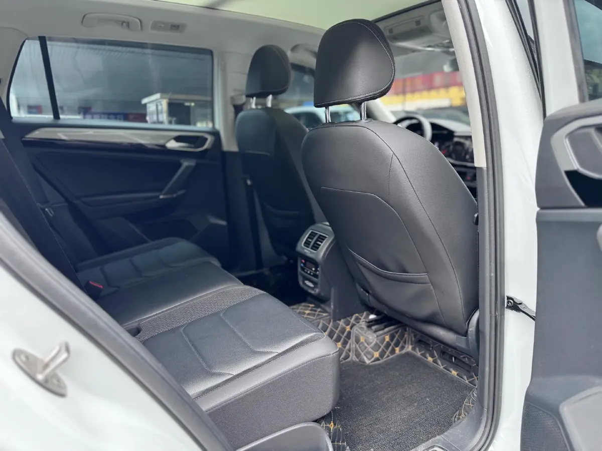 2020 Volkswagen Tayron 2.0T 186HP L4 7DCT,autocango,china used car exporter,china ev exporter,chinese used car exporter,chinese used ev exporter