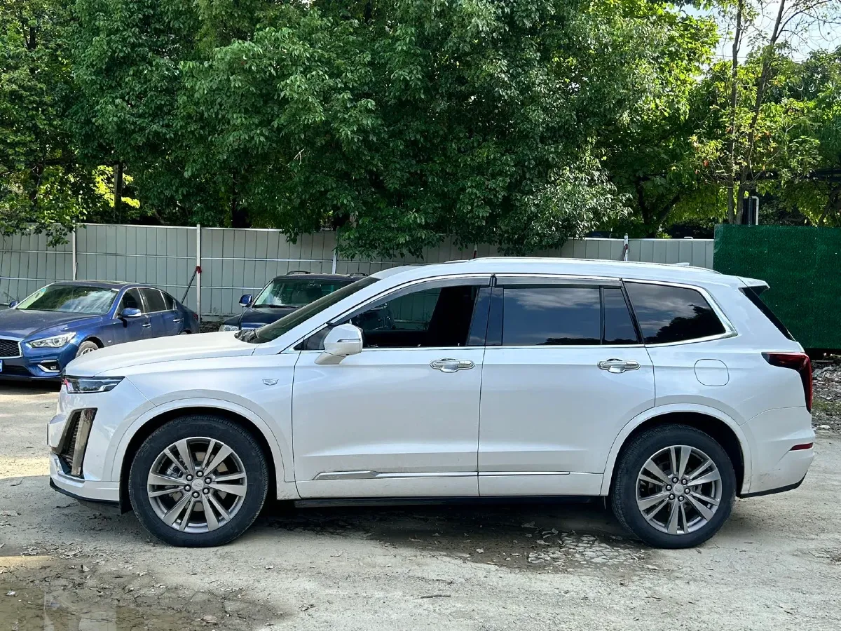 2021 Cadillac XT6 2.0T 237HP L4 9AT,autocango,china used car exporter,china ev exporter,chinese used car exporter,chinese used ev exporter