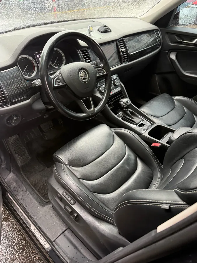 2018 Skoda Kodiak 2.0T 186HP L4 7DCT,autocango,china used car exporter,china ev exporter,chinese used car exporter,chinese used ev exporter