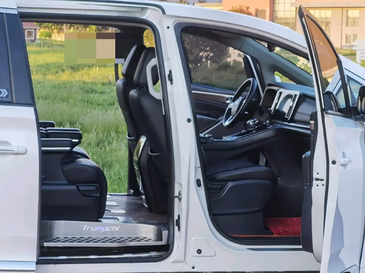 2021 GAC Trumpchi M8 2.0T 252HP L4 8AT,autocango,china used car exporter,china ev exporter,chinese used car exporter,chinese used ev exporter