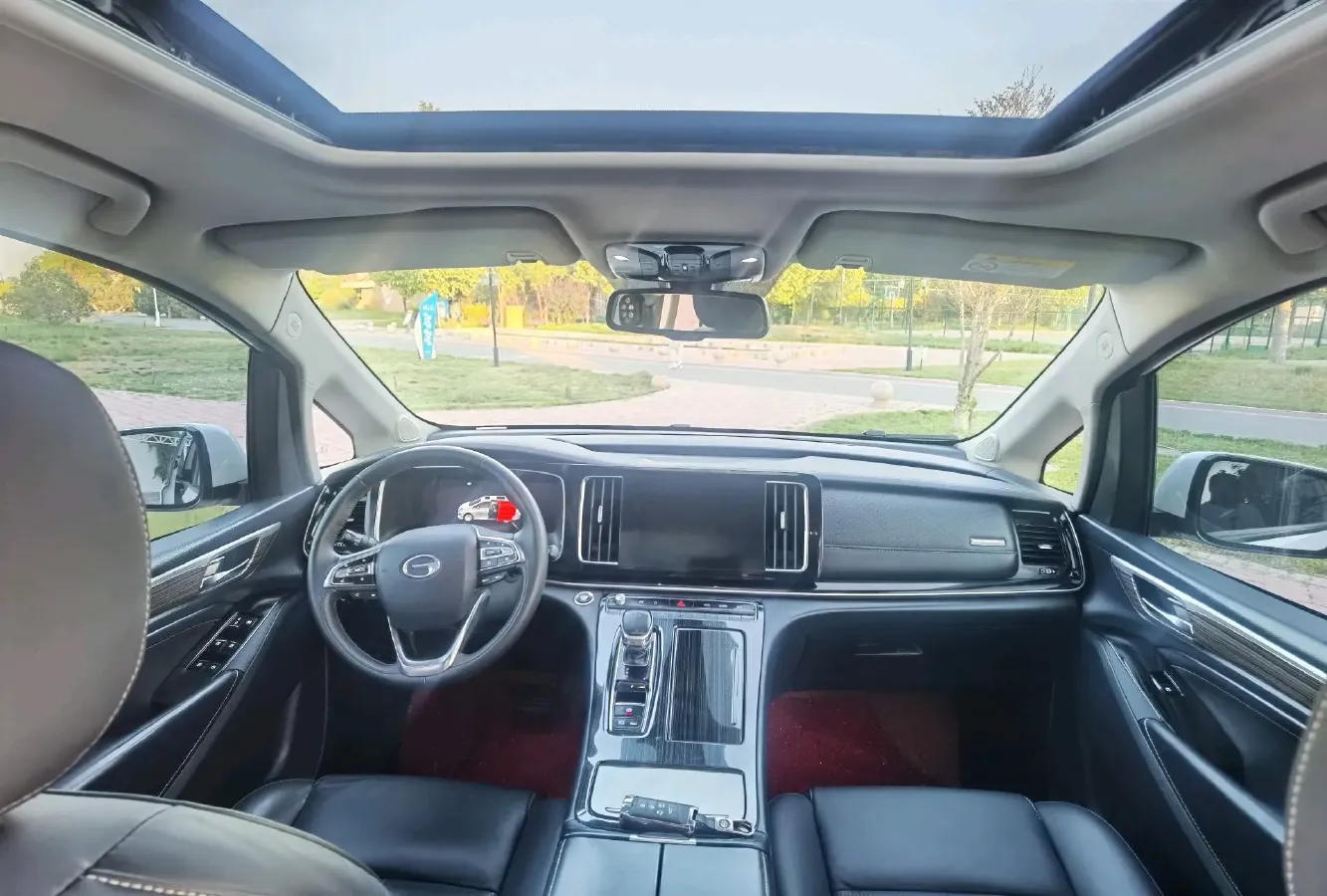 2021 GAC Trumpchi M8 2.0T 252HP L4 8AT,autocango,china used car exporter,china ev exporter,chinese used car exporter,chinese used ev exporter