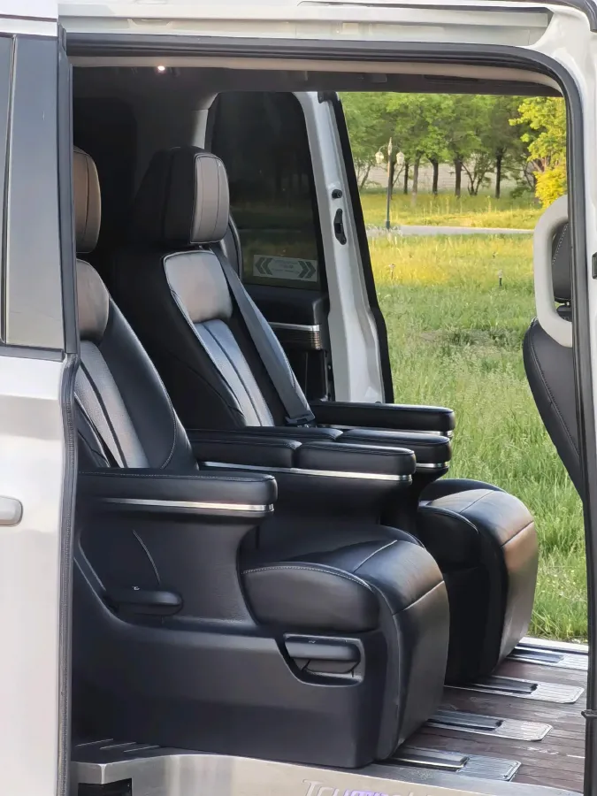 2021 GAC Trumpchi M8 2.0T 252HP L4 8AT,autocango,china used car exporter,china ev exporter,chinese used car exporter,chinese used ev exporter