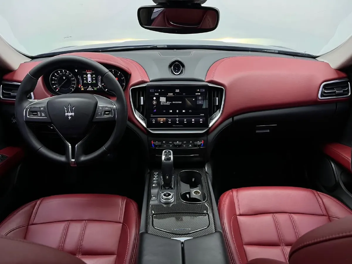 2021 Maserati Ghibli 3.0T 350HP V6 8AT,autocango,china used car exporter,china ev exporter,chinese used car exporter,chinese used ev exporter