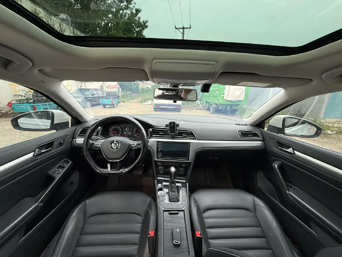 2019 Volkswagen Passat 1.4T 150HP L4 7DCT,autocango,china used car exporter,china ev exporter,chinese used car exporter,chinese used ev exporter