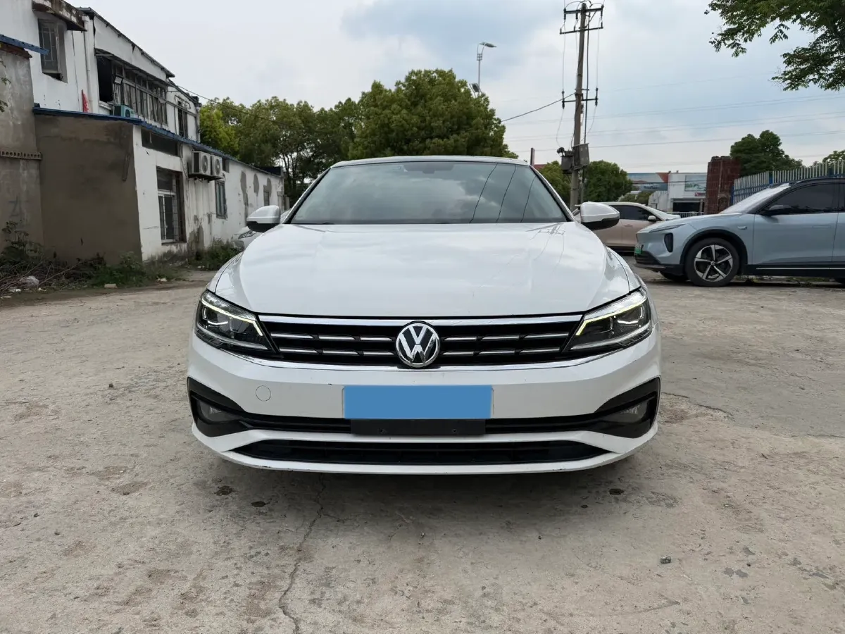 2019 Volkswagen Passat 1.4T 150HP L4 7DCT,autocango,china used car exporter,china ev exporter,chinese used car exporter,chinese used ev exporter