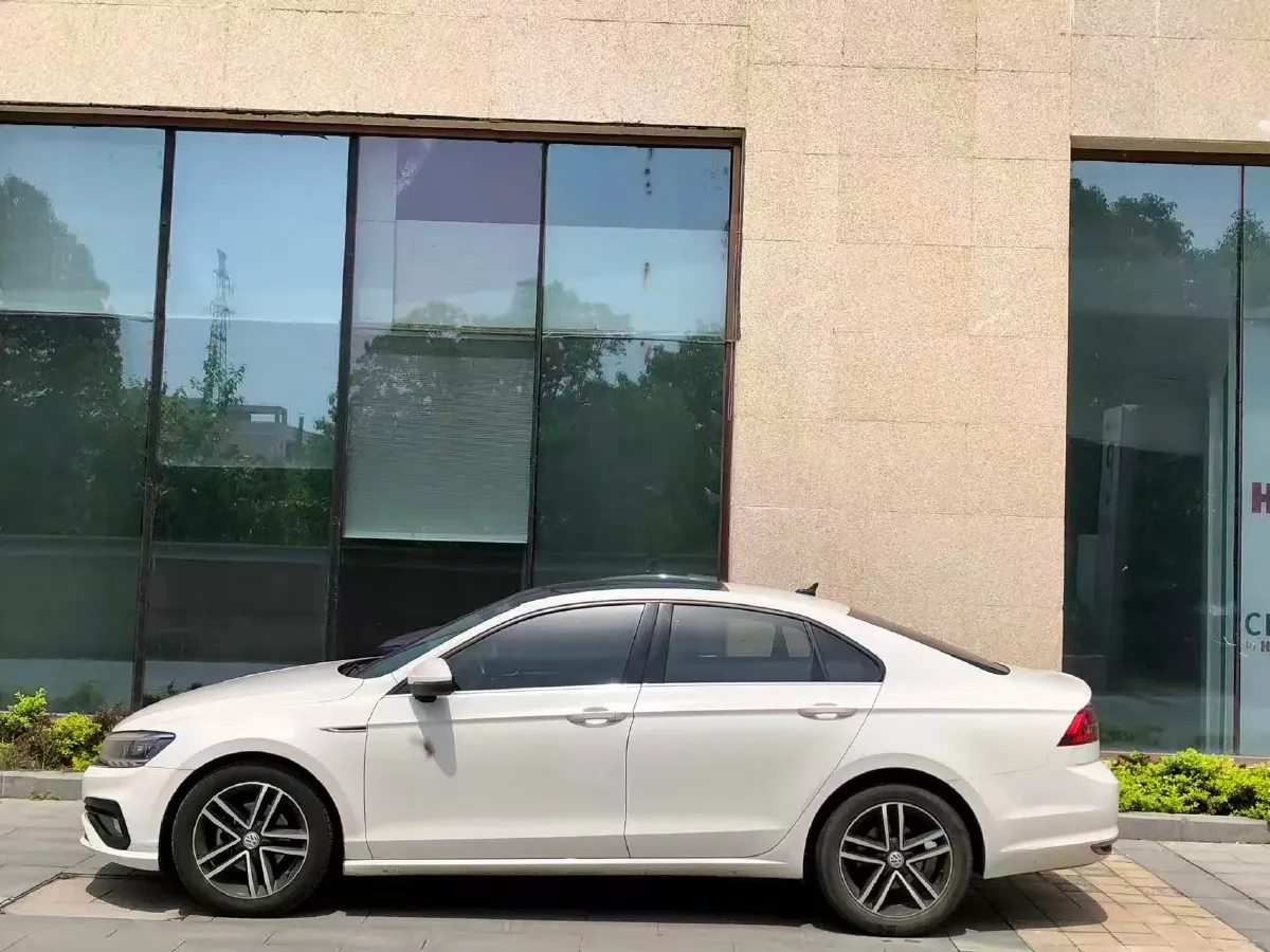 2021 Volkswagen Lamando 1.4T 150HP L4 7DCT,autocango,china used car exporter,china ev exporter,chinese used car exporter,chinese used ev exporter