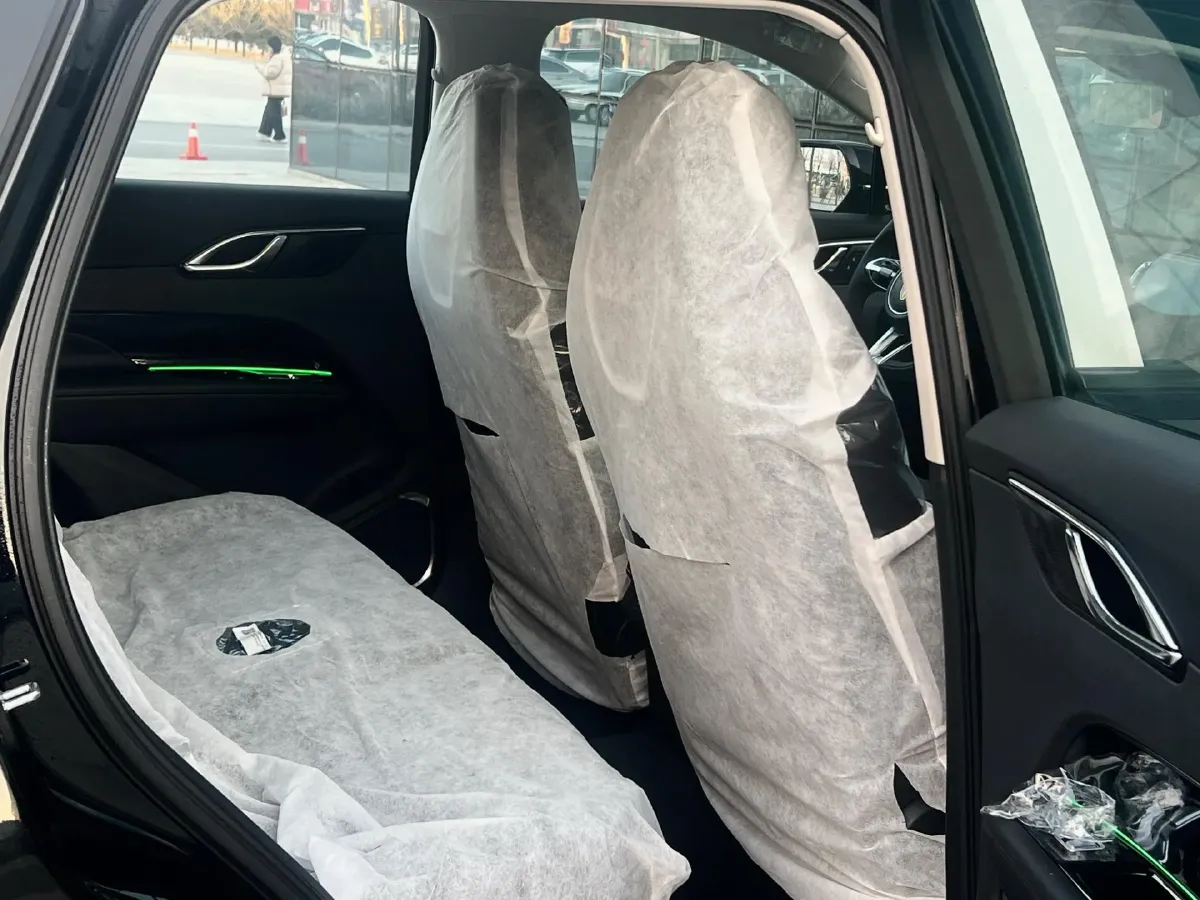 2024 HongQi HS3 1.5T 169HP L4 1DHT PHEV 18.4KWH,autocango,china used car exporter,china ev exporter,chinese used car exporter,chinese used ev exporter