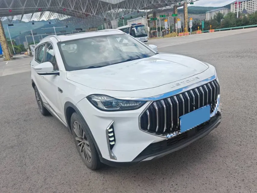 2023 ChangAn Oshan X7 Plus 1.5T 188HP L4 7DCT,autocango,china used car exporter,china ev exporter,chinese used car exporter,chinese used ev exporter