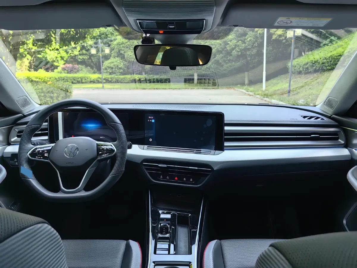 2025 Volkswagen Lamando 1.4T 150HP L4 7DCT,autocango,china used car exporter,china ev exporter,chinese used car exporter,chinese used ev exporter