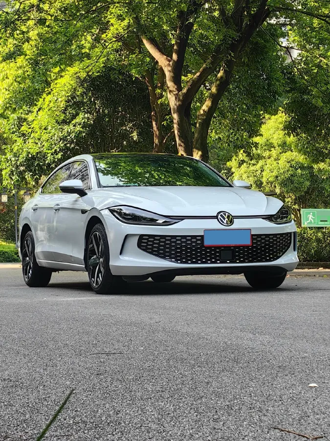 2025 Volkswagen Lamando 1.4T 150HP L4 7DCT,autocango,china used car exporter,china ev exporter,chinese used car exporter,chinese used ev exporter