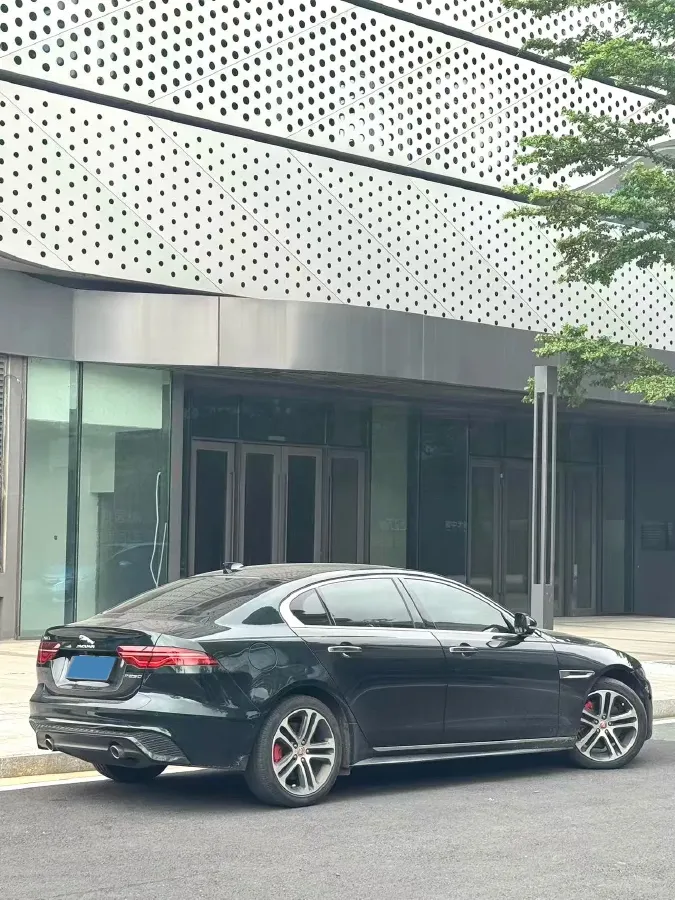 2021 Jaguar XEL 2.0T 250HP L4 8AT,autocango,china used car exporter,china ev exporter,chinese used car exporter,chinese used ev exporter