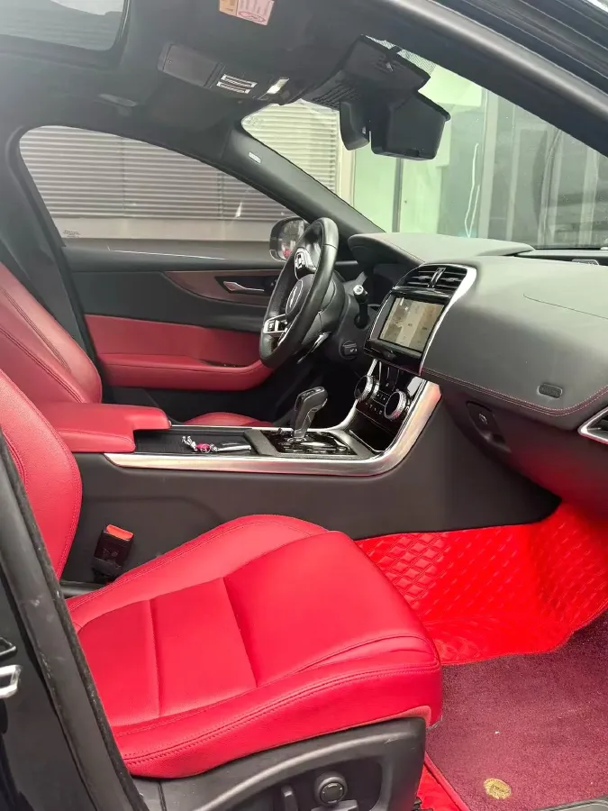 2021 Jaguar XEL 2.0T 250HP L4 8AT,autocango,china used car exporter,china ev exporter,chinese used car exporter,chinese used ev exporter