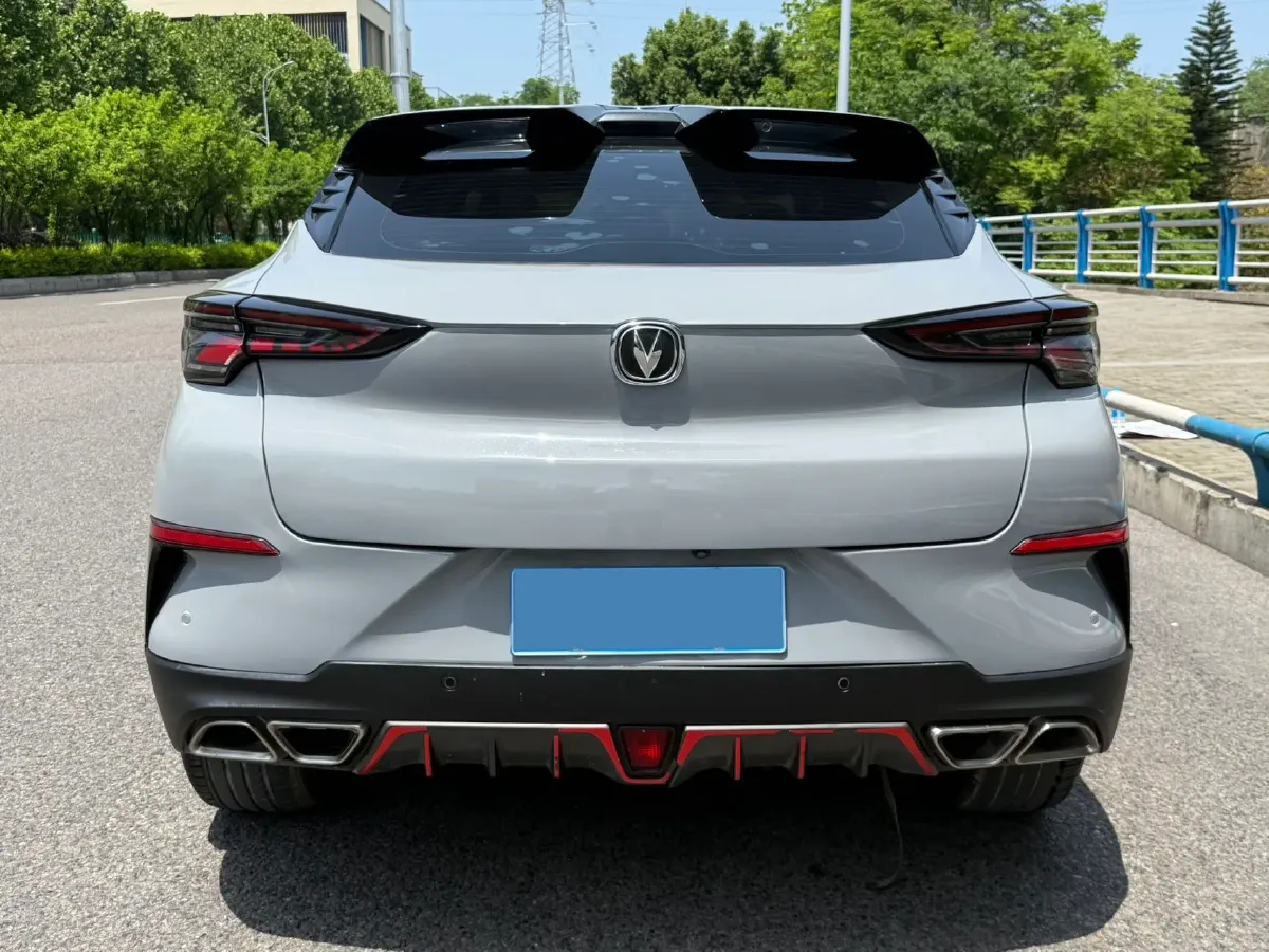 2020 ChangAn UNI-T 1.5T 180HP L4 7DCT,autocango,china used car exporter,china ev exporter,chinese used car exporter,chinese used ev exporter