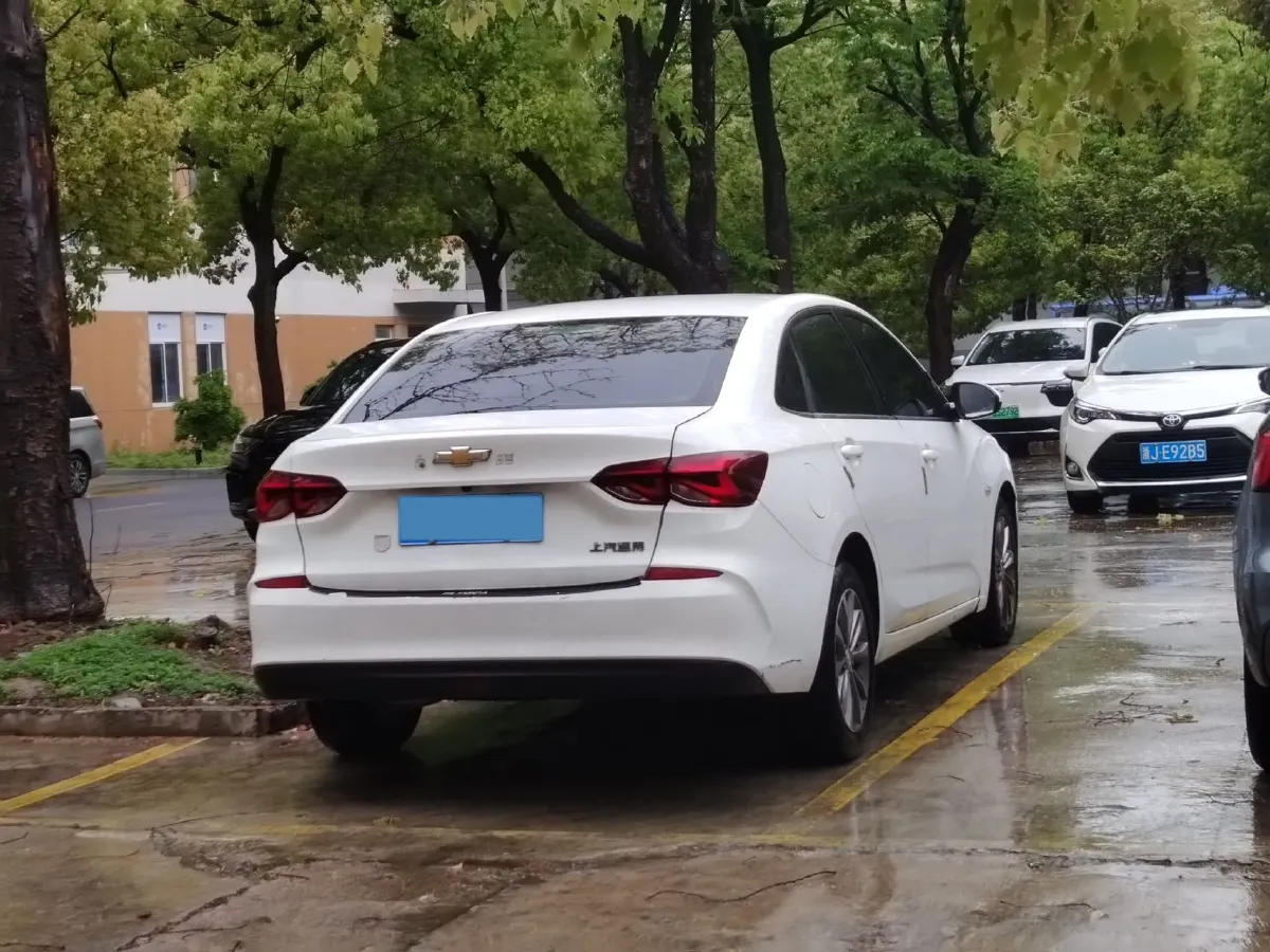 2020 Chevrolet Monza 1.5L 113HP L4 6AT,autocango,china used car exporter,china ev exporter,chinese used car exporter,chinese used ev exporter