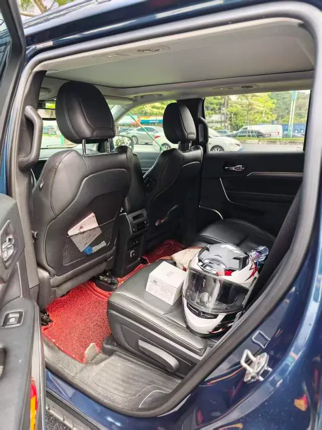 2018 Jeep Grand Commander 2.0T 265HP L4 9AT,autocango,china used car exporter,china ev exporter,chinese used car exporter,chinese used ev exporter