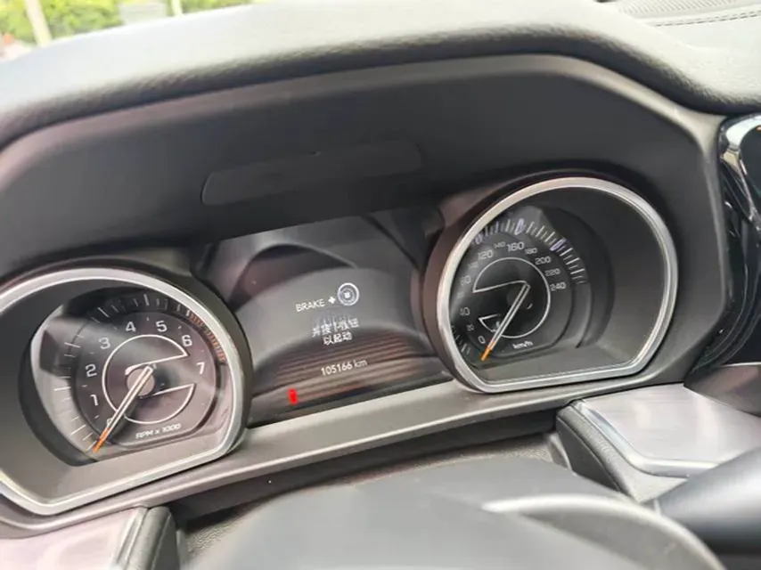 2018 Jeep Grand Commander 2.0T 265HP L4 9AT,autocango,china used car exporter,china ev exporter,chinese used car exporter,chinese used ev exporter