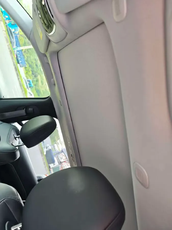 2018 Jeep Grand Commander 2.0T 265HP L4 9AT,autocango,china used car exporter,china ev exporter,chinese used car exporter,chinese used ev exporter