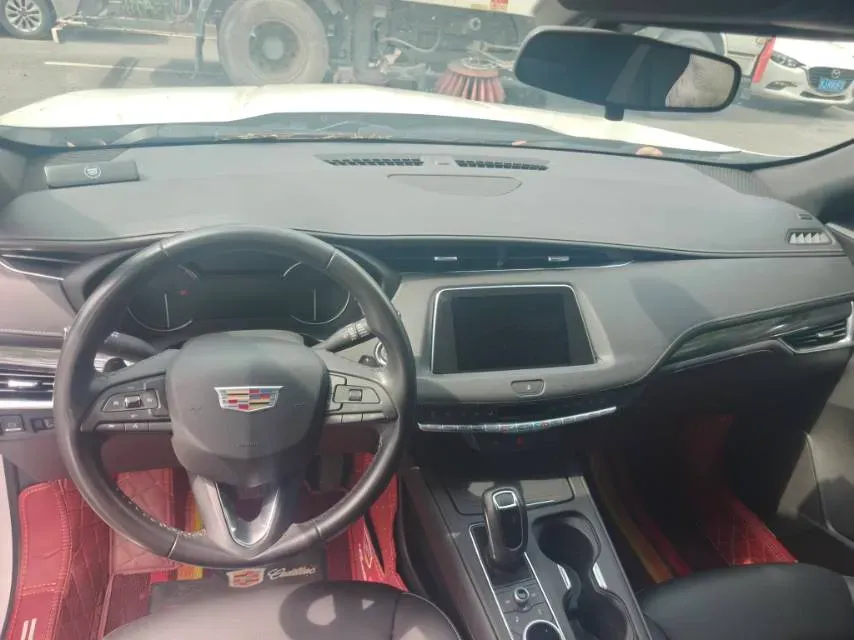 2018 Cadillac XT4 2.0T 241HP L4 9AT,autocango,china used car exporter,china ev exporter,chinese used car exporter,chinese used ev exporter
