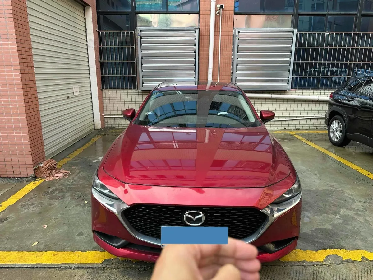 2021 Mazda 3 Axela 2.0L 158HP L4 6AT,autocango,china used car exporter,china ev exporter,chinese used car exporter,chinese used ev exporter
