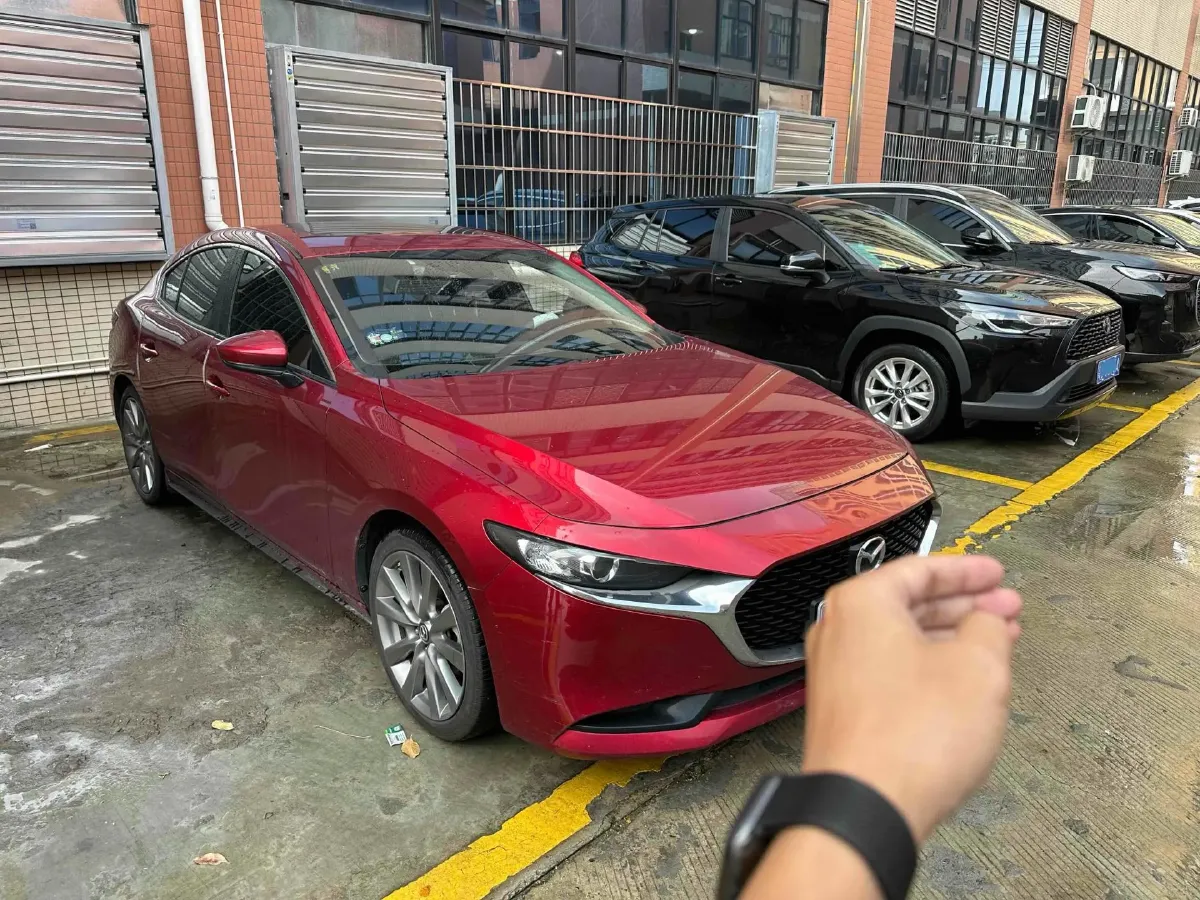 2021 Mazda 3 Axela 2.0L 158HP L4 6AT,autocango,china used car exporter,china ev exporter,chinese used car exporter,chinese used ev exporter