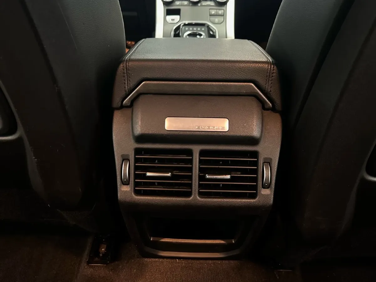 2018 Land Rover Range Rover Evoque 2.0T 241HP L4 9AT,autocango,china used car exporter,china ev exporter,chinese used car exporter,chinese used ev exporter