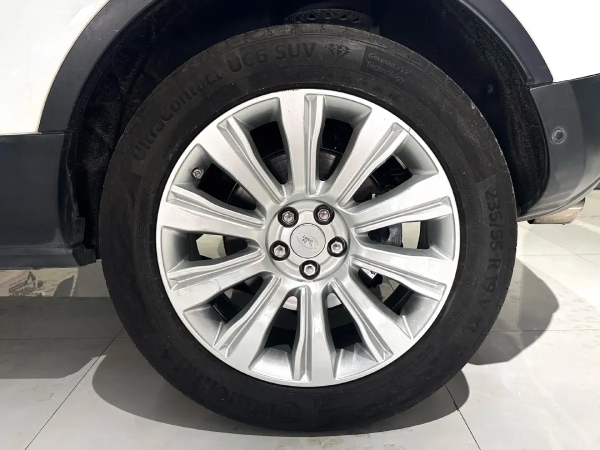 2018 Land Rover Range Rover Evoque 2.0T 241HP L4 9AT,autocango,china used car exporter,china ev exporter,chinese used car exporter,chinese used ev exporter