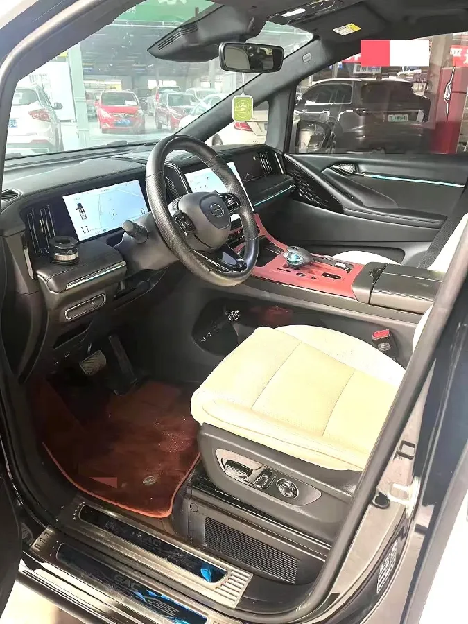 2023 GAC Trumpchi M8 2.0T 252HP L4 8AT,autocango,china used car exporter,china ev exporter,chinese used car exporter,chinese used ev exporter