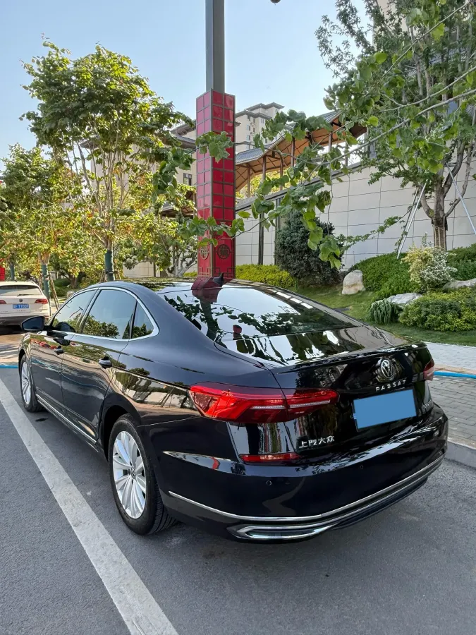 2020 Volkswagen Passat 2.0T 186HP L4 7DCT,autocango,china used car exporter,china ev exporter,chinese used car exporter,chinese used ev exporter