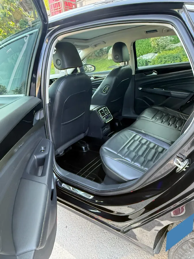 2020 Volkswagen Passat 2.0T 186HP L4 7DCT,autocango,china used car exporter,china ev exporter,chinese used car exporter,chinese used ev exporter