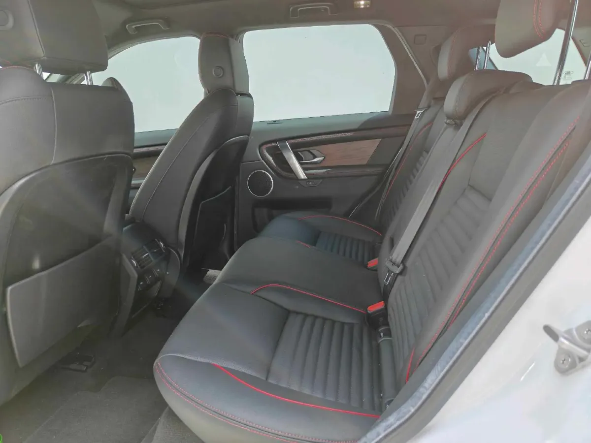 2022 Land Rover Discovery Sport 2.0T 249HP L4 9AT,autocango,china used car exporter,china ev exporter,chinese used car exporter,chinese used ev exporter