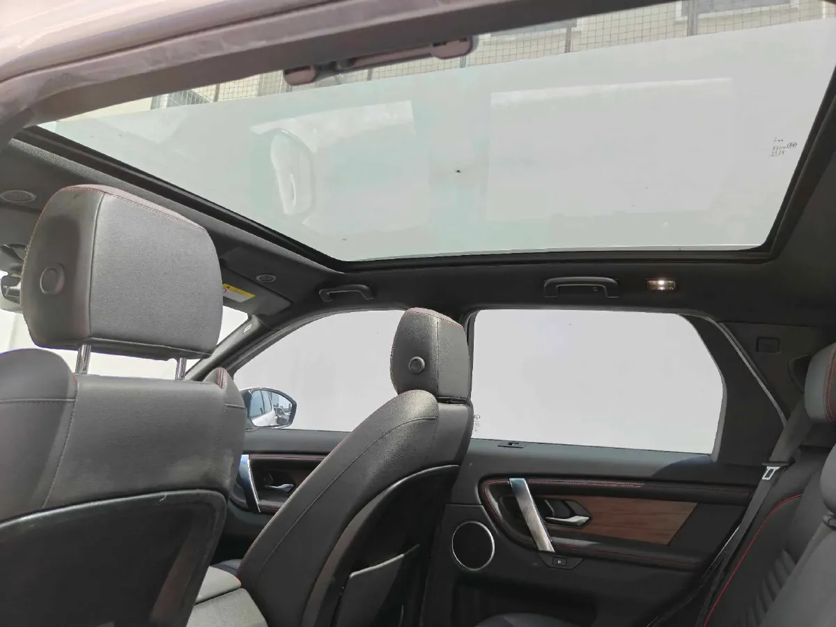 2022 Land Rover Discovery Sport 2.0T 249HP L4 9AT,autocango,china used car exporter,china ev exporter,chinese used car exporter,chinese used ev exporter