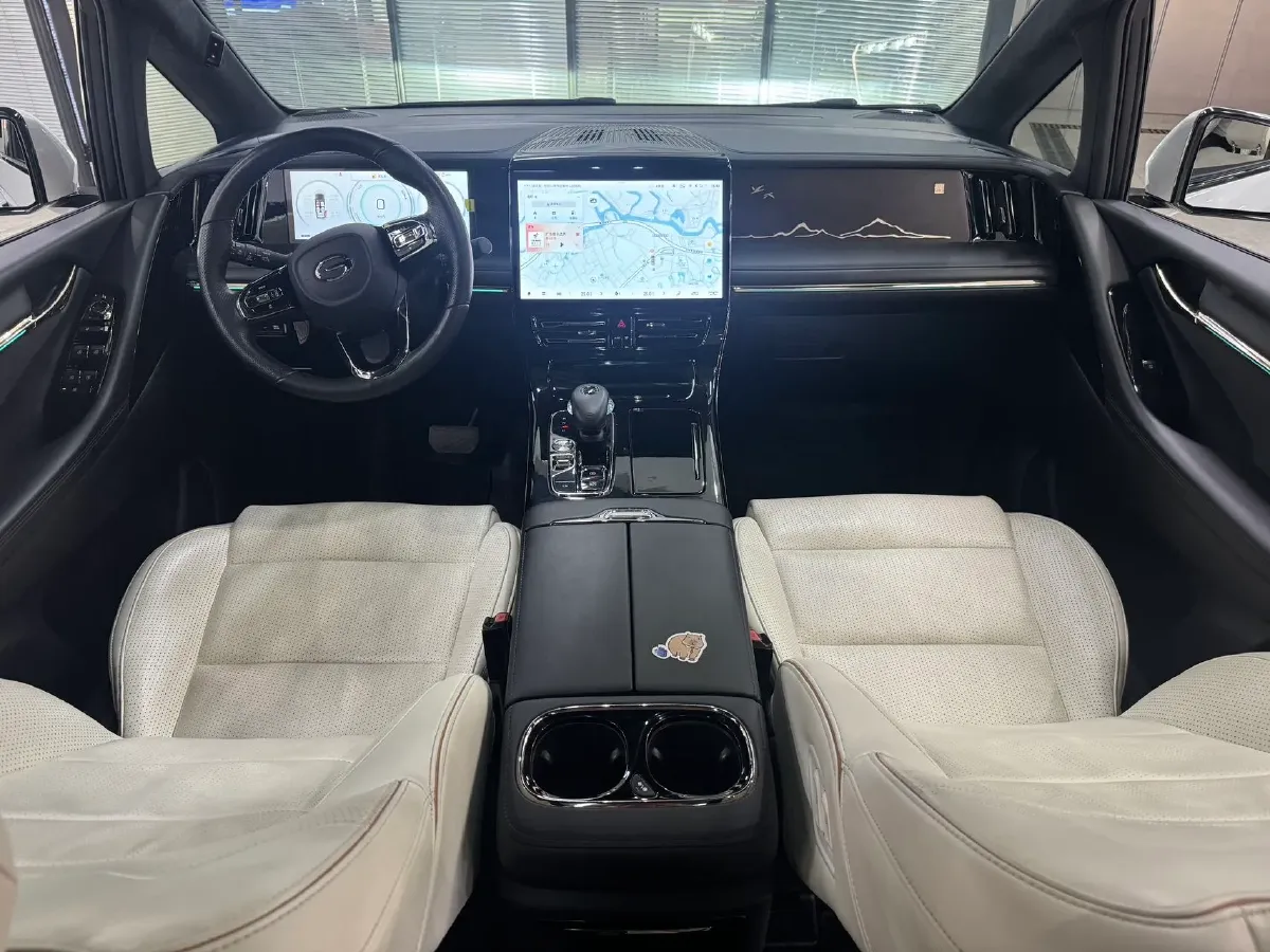 2023 GAC Trumpchi M8 2.0T 190HP L4 E-CVT Hybrid,autocango,china used car exporter,china ev exporter,chinese used car exporter,chinese used ev exporter