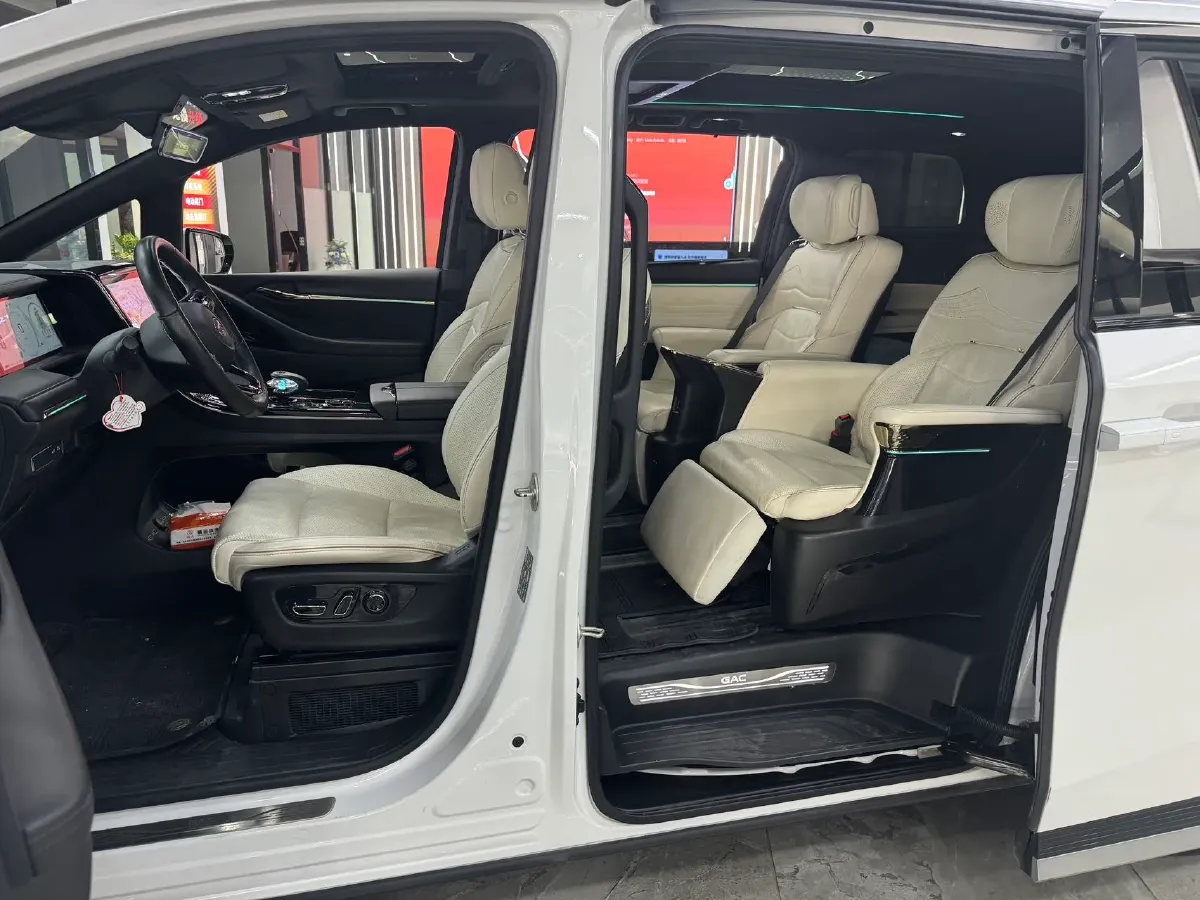 2023 GAC Trumpchi M8 2.0T 190HP L4 E-CVT Hybrid,autocango,china used car exporter,china ev exporter,chinese used car exporter,chinese used ev exporter