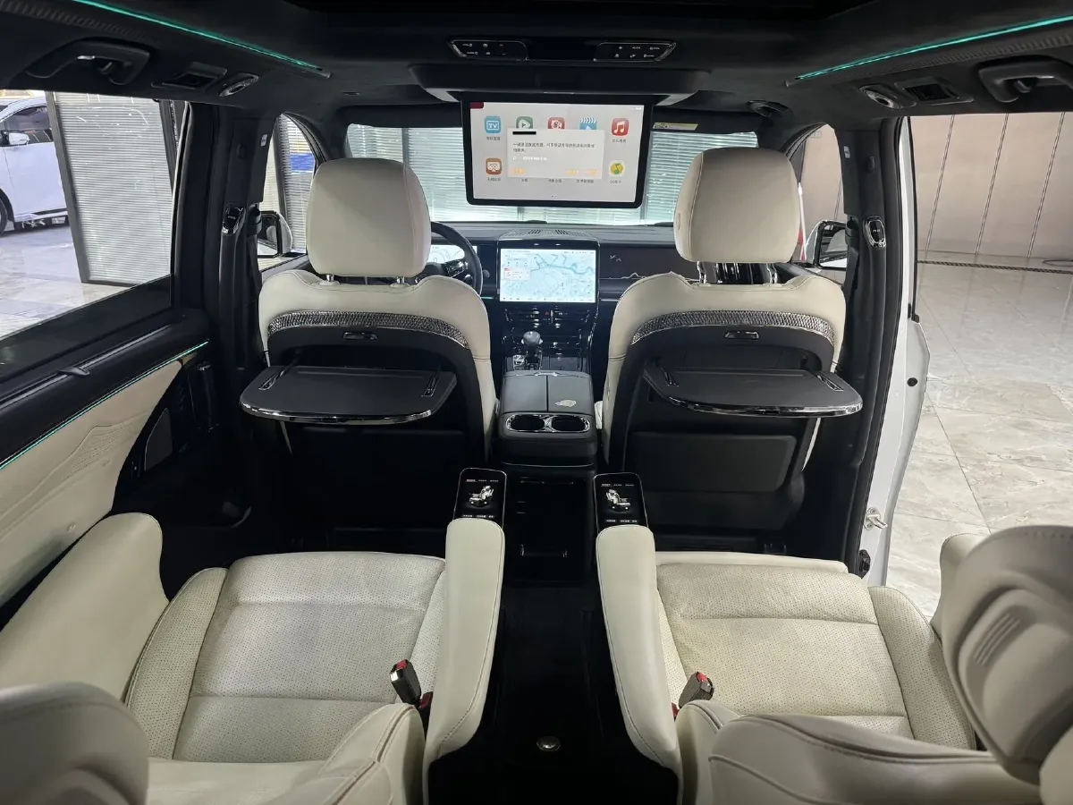 2023 GAC Trumpchi M8 2.0T 190HP L4 E-CVT Hybrid,autocango,china used car exporter,china ev exporter,chinese used car exporter,chinese used ev exporter