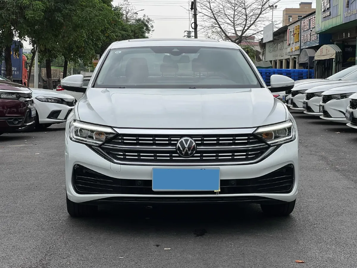 2024 Volkswagen Sagitar 1.5T 160HP L4 7DCT,autocango,china used car exporter,china ev exporter,chinese used car exporter,chinese used ev exporter