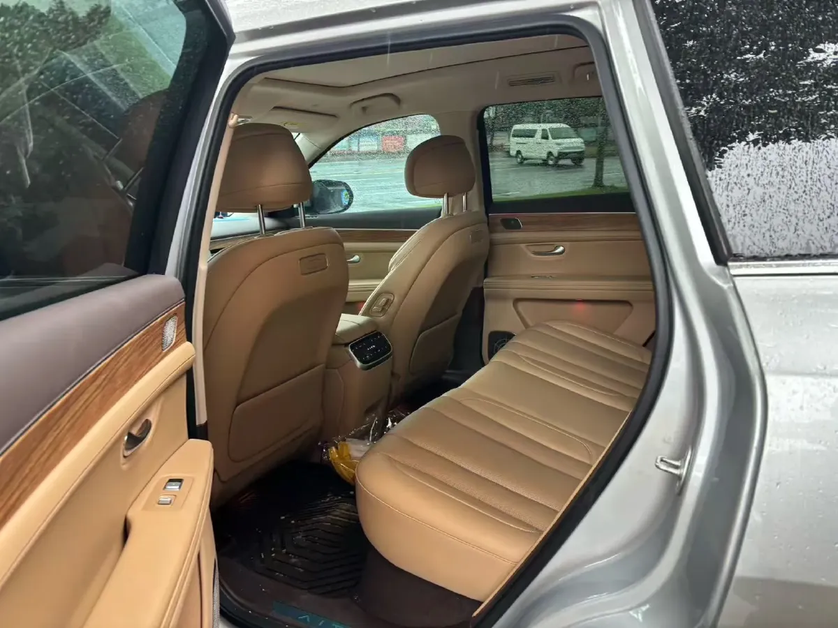 2024 Ford Transit 2.0T 143HP L4 9AT,autocango,china used car exporter,china ev exporter,chinese used car exporter,chinese used ev exporter