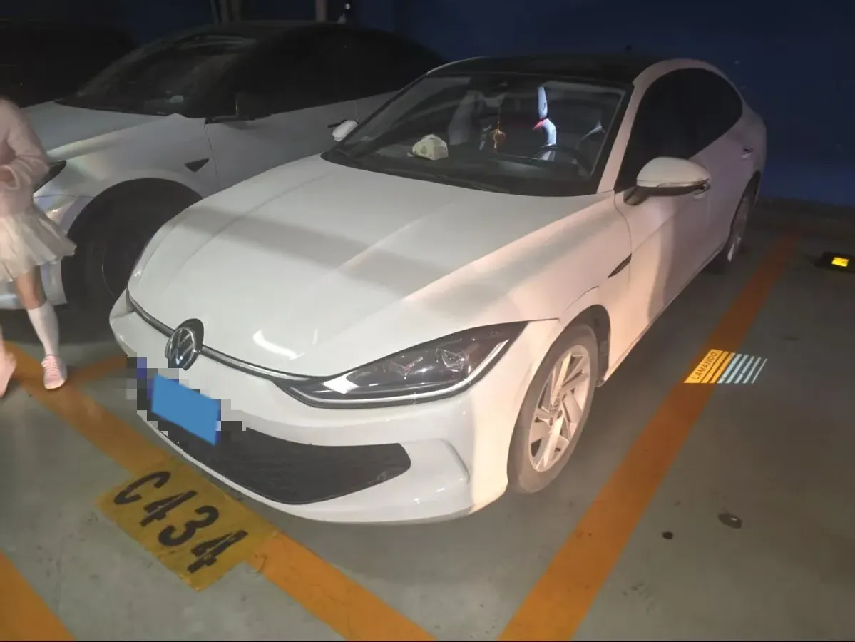 2022 Jetour DASHING i-DM 1.5T 156HP L4 3DHT PHEV 19.27KWH,autocango,china used car exporter,china ev exporter,chinese used car exporter,chinese used ev exporter