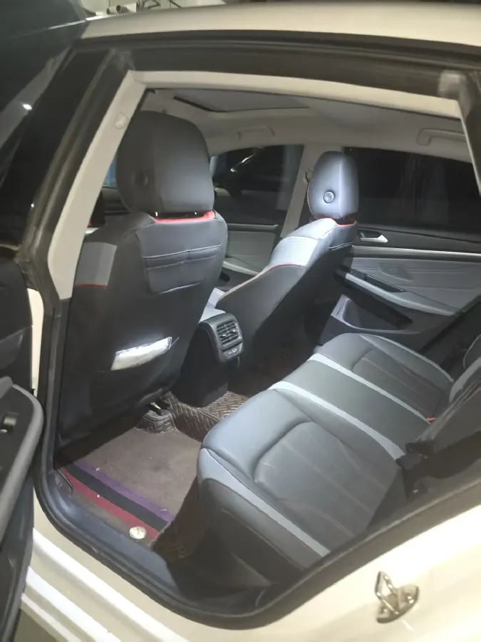 2022 Jetour DASHING i-DM 1.5T 156HP L4 3DHT PHEV 19.27KWH,autocango,china used car exporter,china ev exporter,chinese used car exporter,chinese used ev exporter