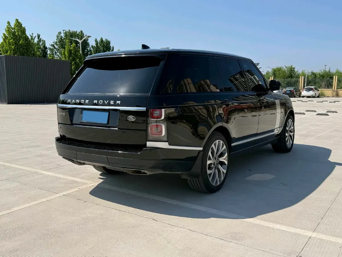 2021 Land Rover Range Rover 3.0T 400HP L6 8AT,autocango,china used car exporter,china ev exporter,chinese used car exporter,chinese used ev exporter