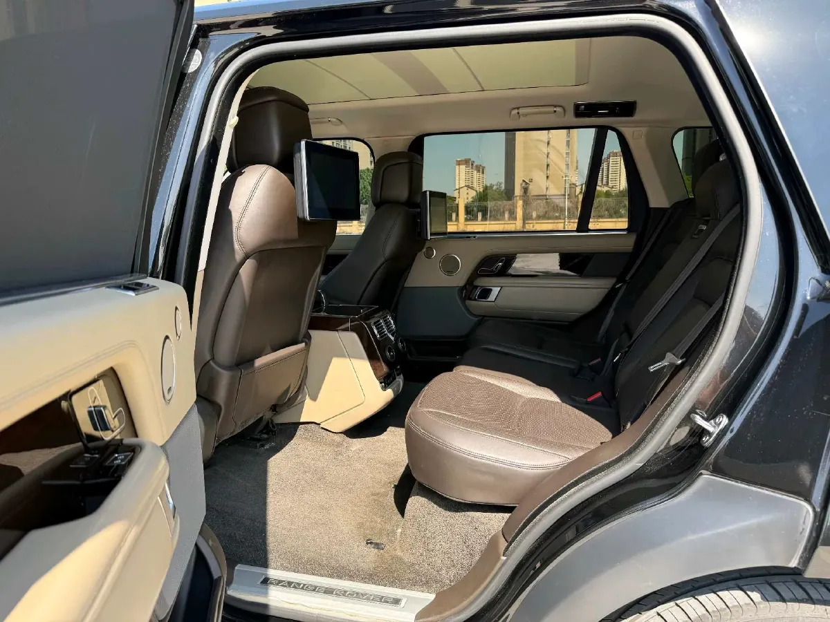 2021 Land Rover Range Rover 3.0T 400HP L6 8AT,autocango,china used car exporter,china ev exporter,chinese used car exporter,chinese used ev exporter