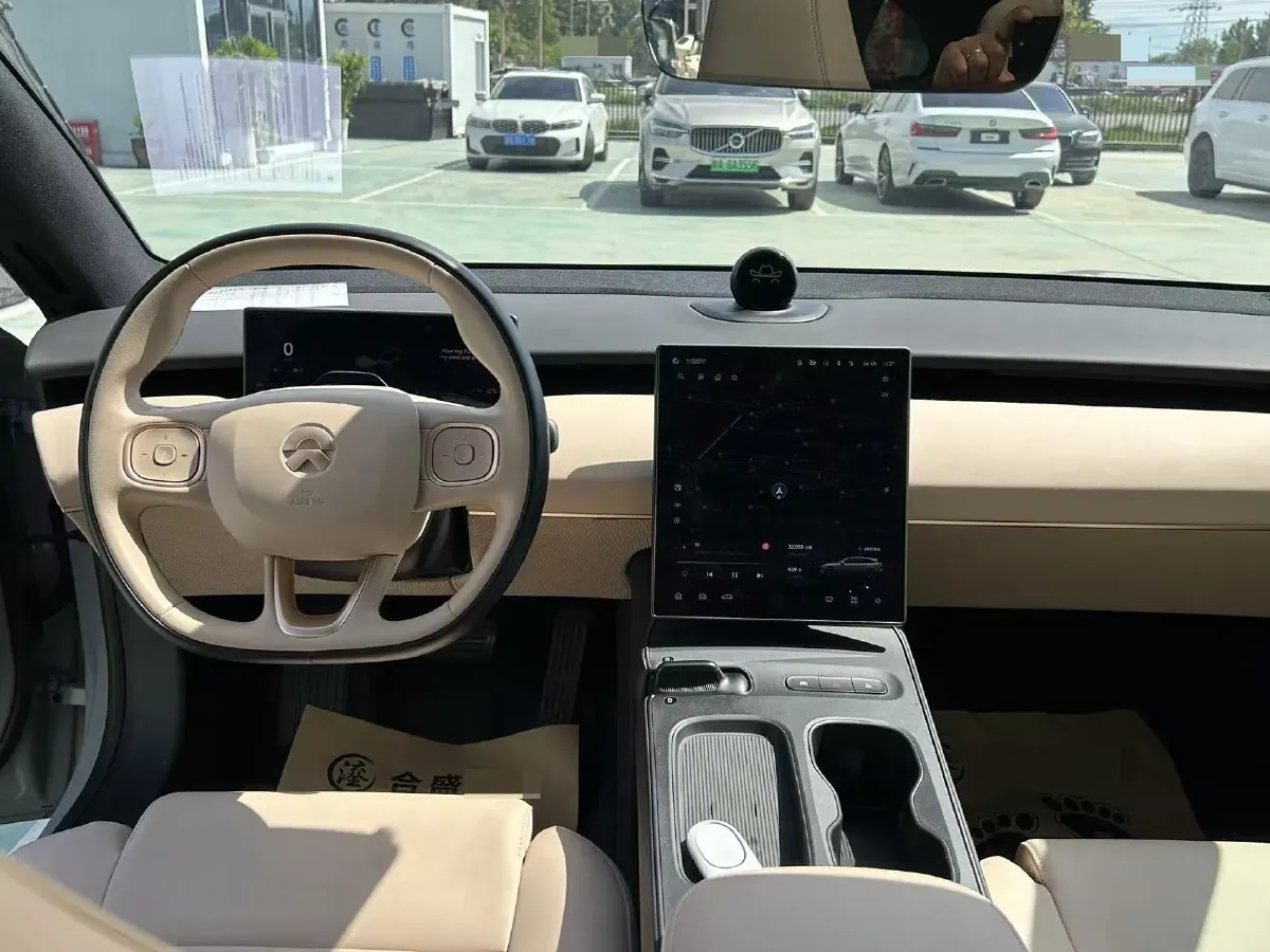 2024 NIO ET5T BEV 75KWH,autocango,china used car exporter,china ev exporter,chinese used car exporter,chinese used ev exporter