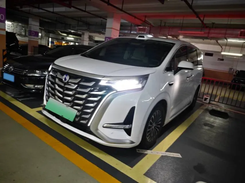 2025 Denza D9 1.5T 156HP L4 E-CVT PHEV 40KWH,autocango,china used car exporter,china ev exporter,chinese used car exporter,chinese used ev exporter
