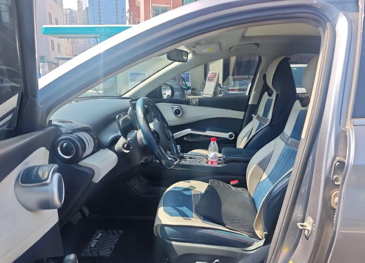 2022 Roewe RX5 MAX 1.5T 181HP L4 6AT,autocango,china used car exporter,china ev exporter,chinese used car exporter,chinese used ev exporter