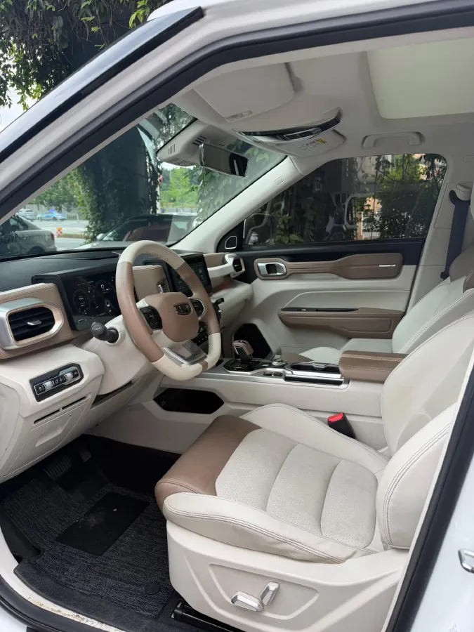 2020 Geely ICON 1.5T 177HP L3 7DCT,autocango,china used car exporter,china ev exporter,chinese used car exporter,chinese used ev exporter