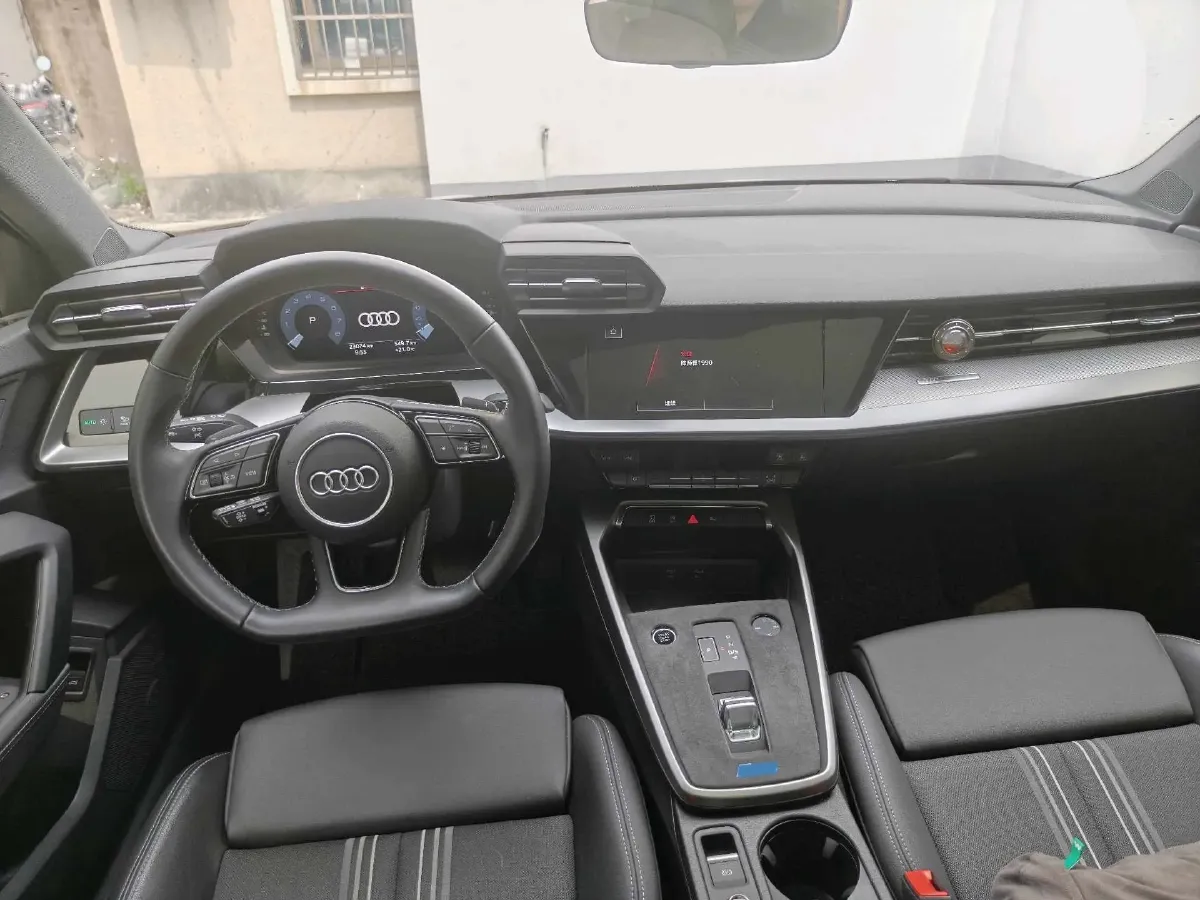 2024 Audi A3 1.4T 150HP L4 7DCT,autocango,china used car exporter,china ev exporter,chinese used car exporter,chinese used ev exporter