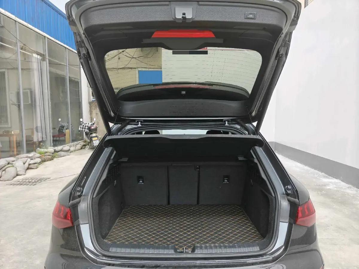 2024 Audi A3 1.4T 150HP L4 7DCT,autocango,china used car exporter,china ev exporter,chinese used car exporter,chinese used ev exporter