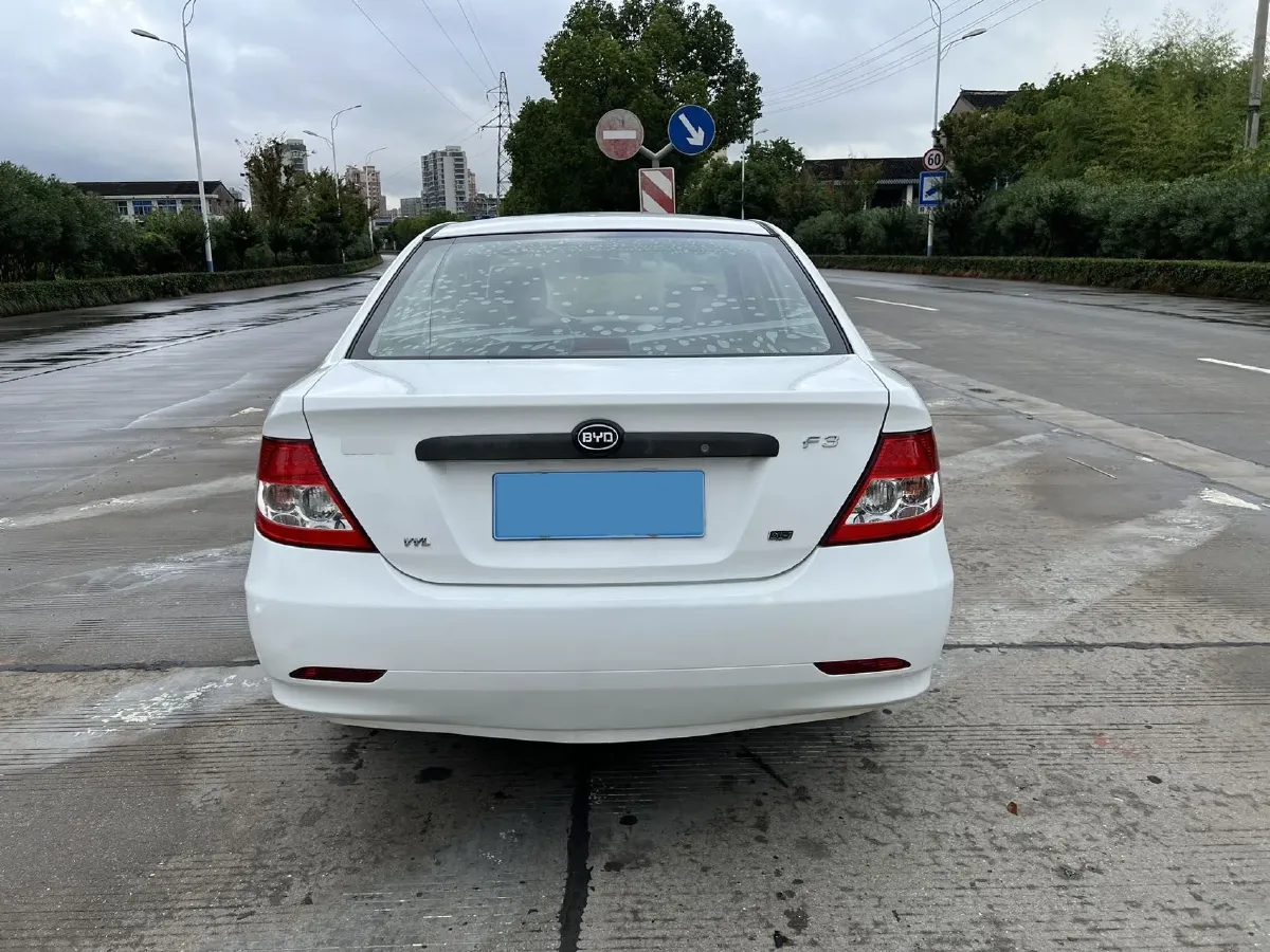 2020 BYD F3 1.5L 109HP L4 5MT,autocango,china used car exporter,china ev exporter,chinese used car exporter,chinese used ev exporter
